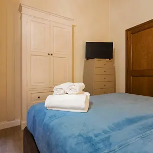 Duomo 2 Bedroom Apartamento Florencia